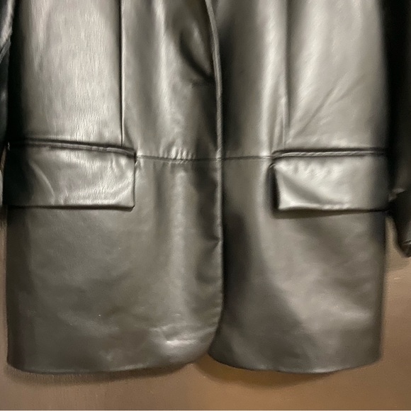 Zara leather jacket - Picture 4 of 7